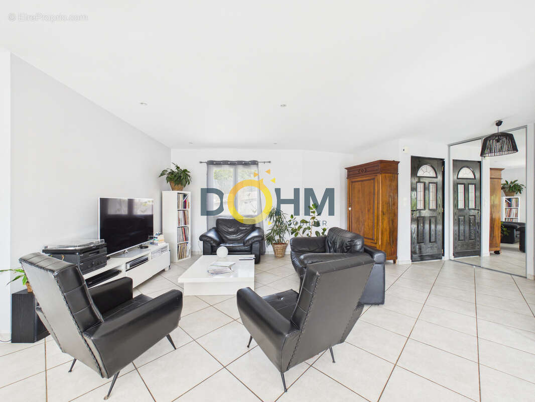 Maison plain-pied de 134 m2 à Monistrol-sur-Loire - photo 2
