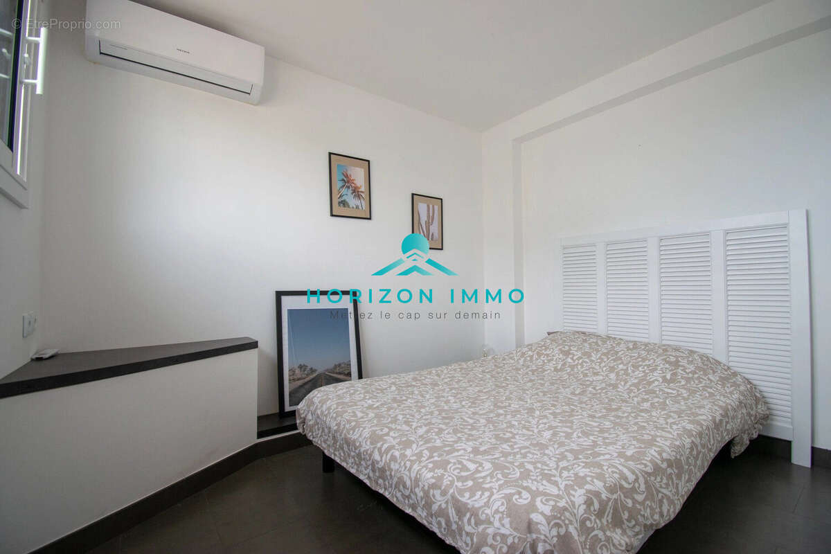 Appartement à SAINT-LAURENT-DU-VAR