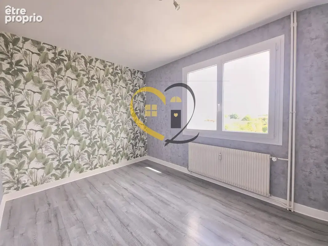 Appartement T3 rénové de 64 m² avec garage et cave – Résidences des Planchards à Yzeure - photo 6