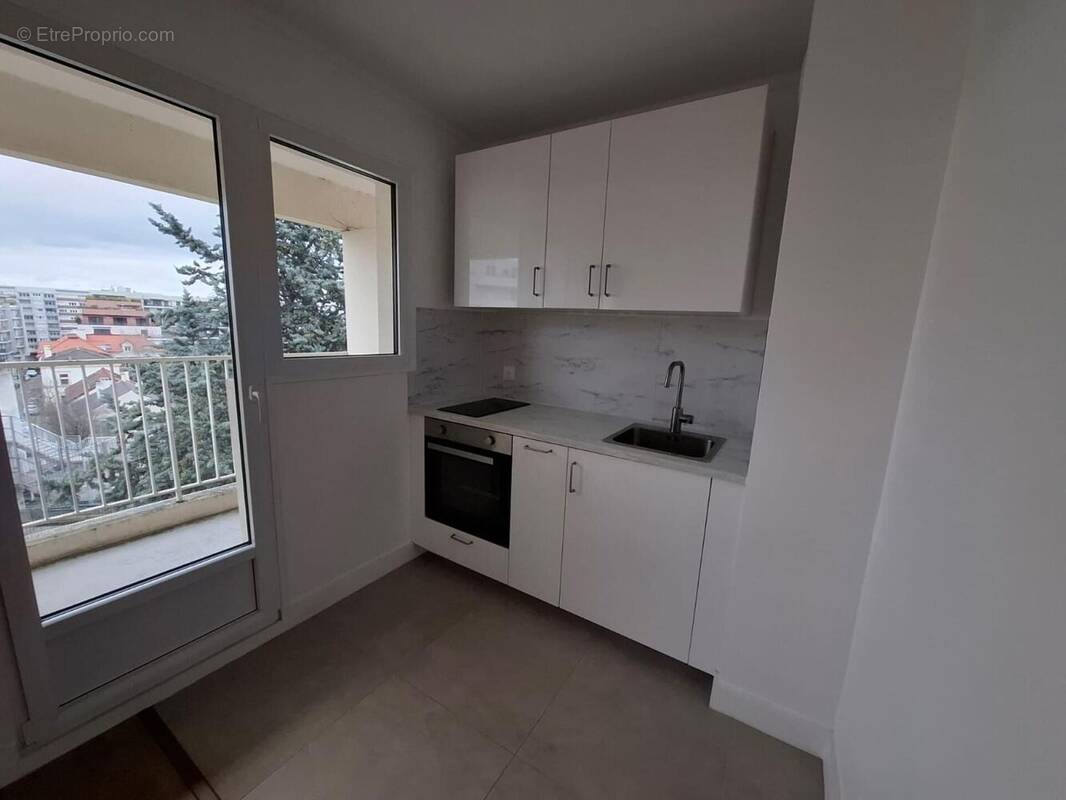 Photo 1 - Appartement à JOINVILLE-LE-PONT