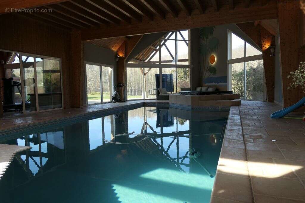Maison à LA FERTE-BERNARD