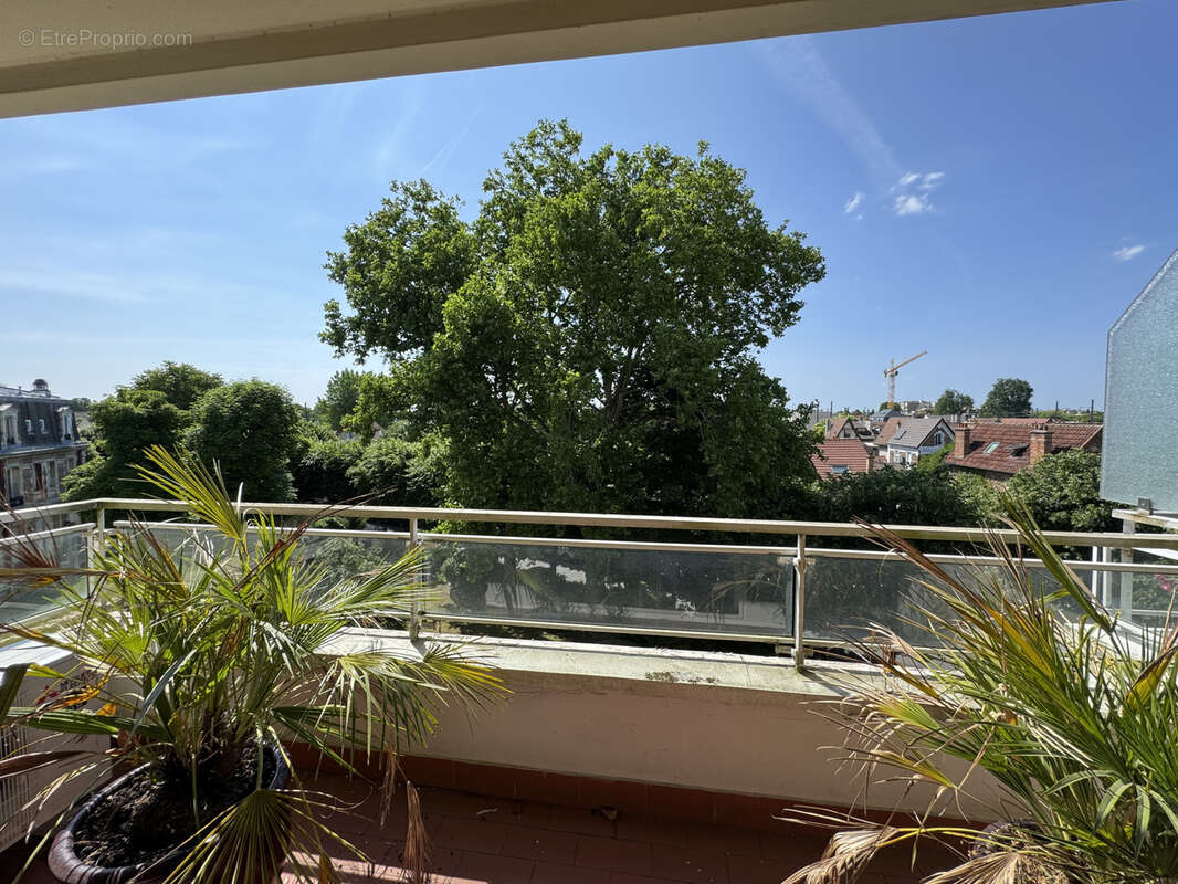 Appartement à SAINT-MAUR-DES-FOSSES