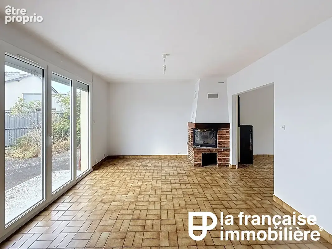 Maison Saint Aubin D Aubigne 6 pièce(s) 80.38 m2 - photo 3