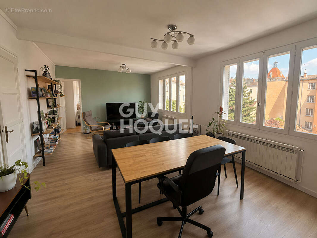 Appartement à LYON-4E