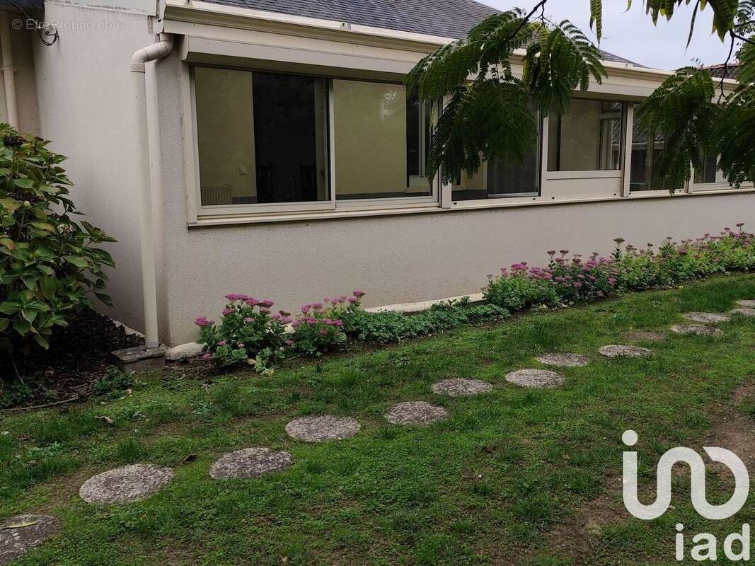 Photo 2 - Maison à LONGUE-JUMELLES