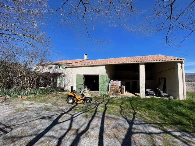 Maison à LES MEES