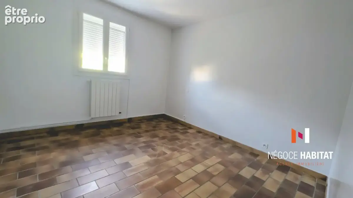 Villa  double garage grand terrain constructible - photo 14
