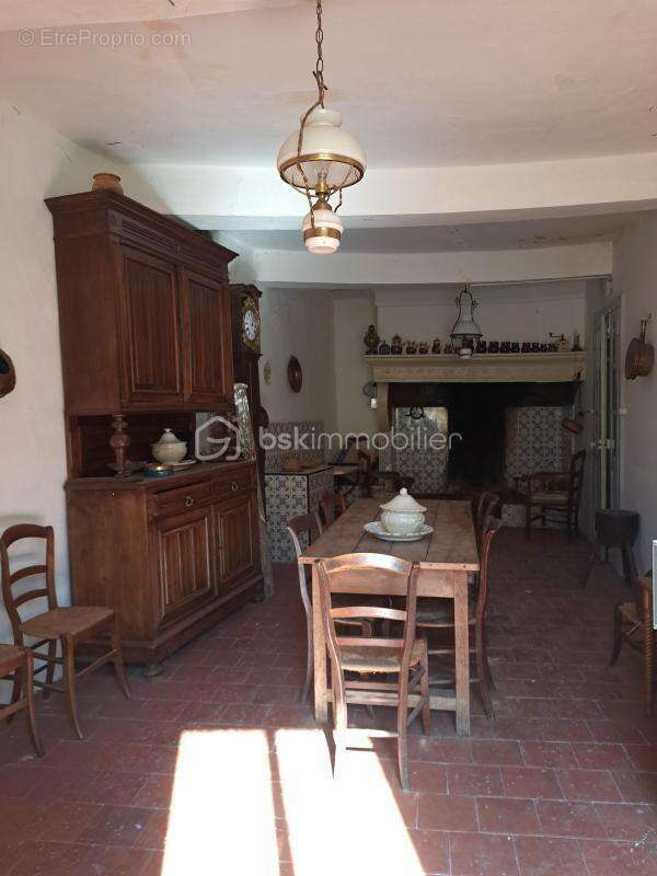 34725 maison de village 13 pièces - photo 5