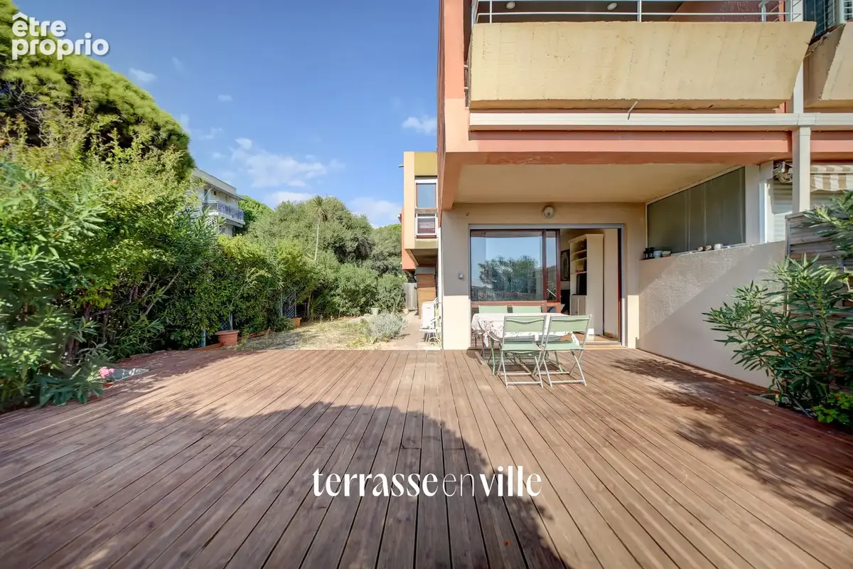 Saint cyr s/ mer - plage - appartement t2 40m2 - jardin 105m2 - parking - 399000€ - photo 4