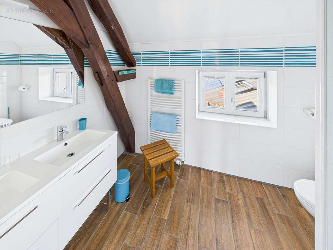 Maison à BOUSSAC-BOURG