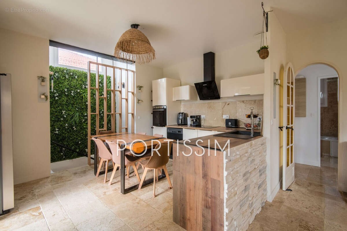 Maison 128 m² à Cagnes-Sur-Mer  - photo 7