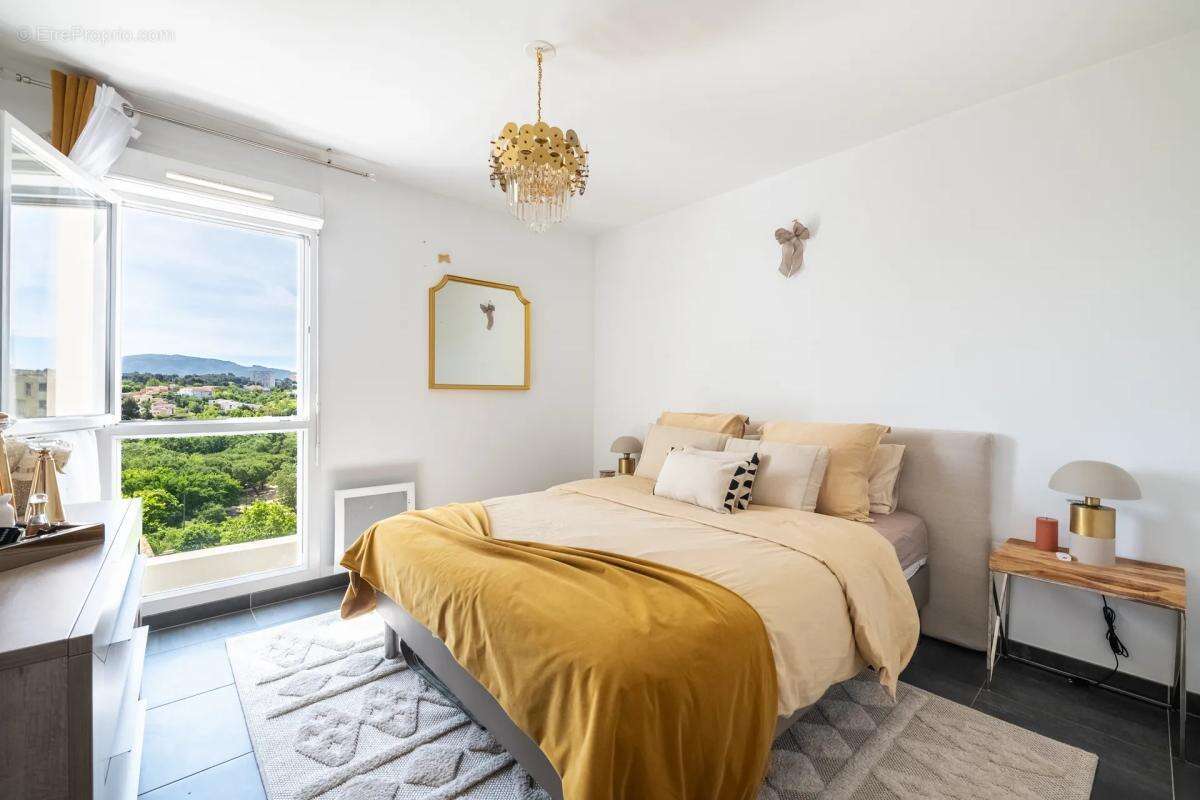 Appartement à MARSEILLE-13E