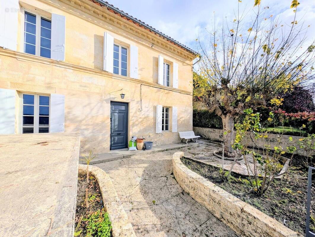 Photo 1 - Maison à LANGOIRAN