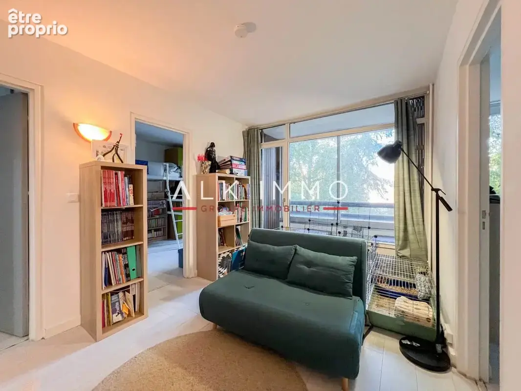 T5 de près de 100 m2 à Annecy le Vieux dans un immeuble réno - photo 10