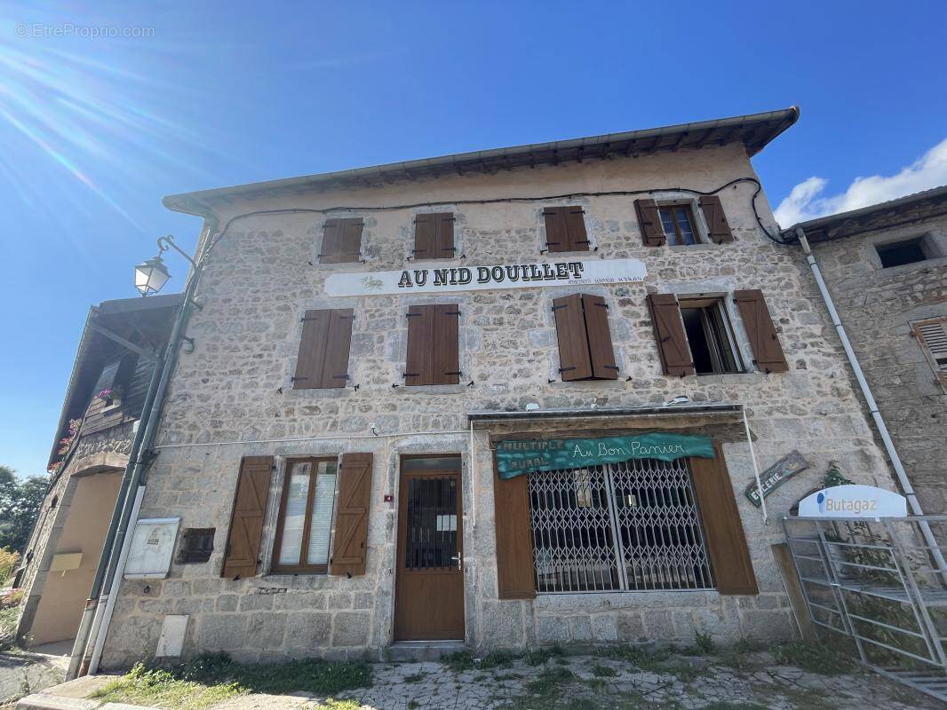 Appartement à SAINT-NICOLAS-DES-BIEFS