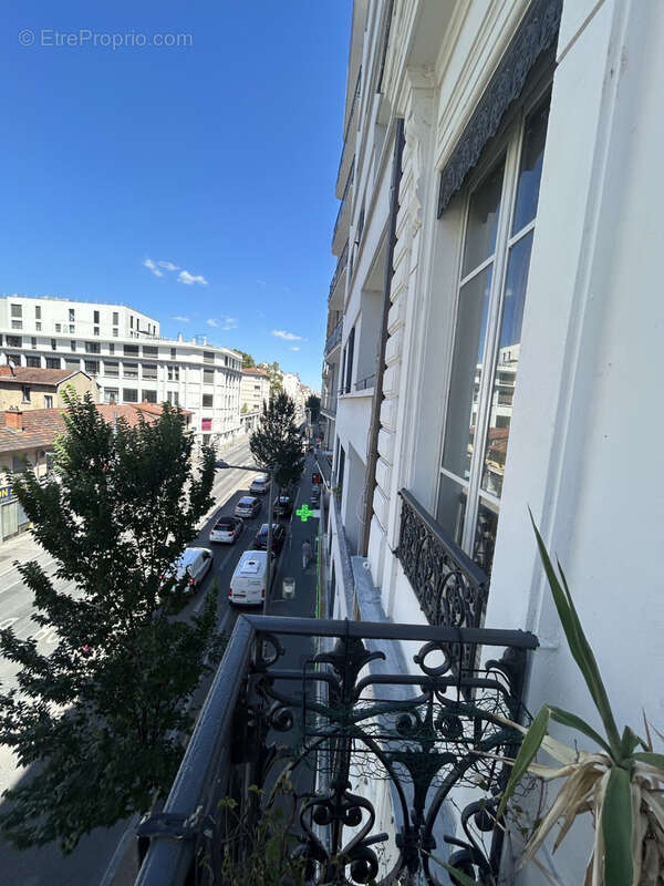 Appartement à LYON-3E