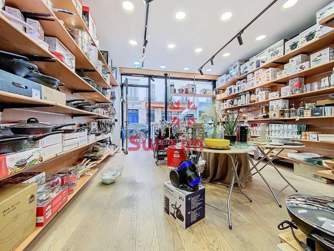 3472849_886640_photo_2.jpg - Commerce à PARIS-11E