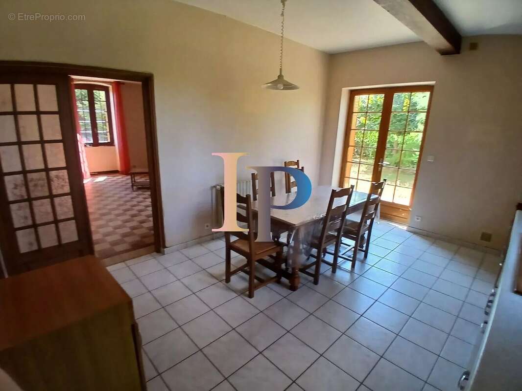 Maison 126 m² à Charlieu  - photo 9
