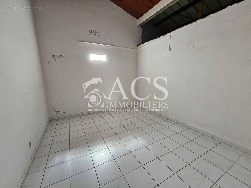 Appartement à SAINTE-LUCE