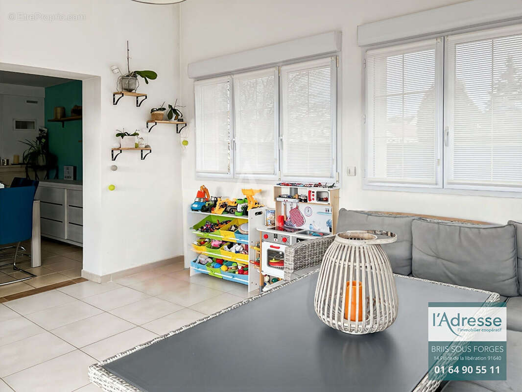 Maison à VAUGRIGNEUSE