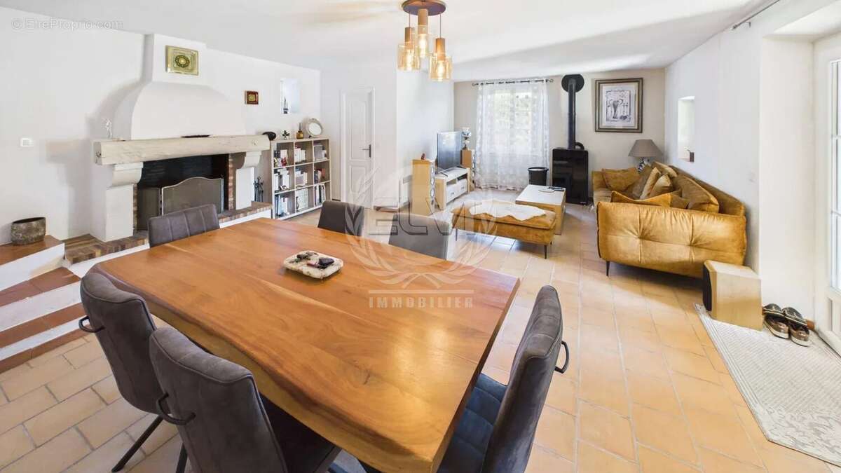 Appartement à PLAN-DE-LA-TOUR