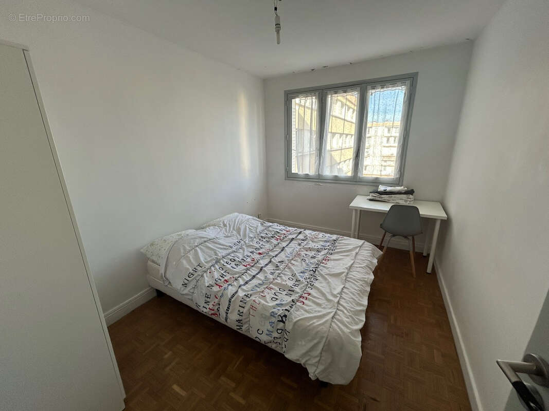 Appartement à BRON