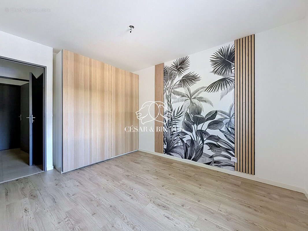 Appartement 63 m² à Bron  - photo 9
