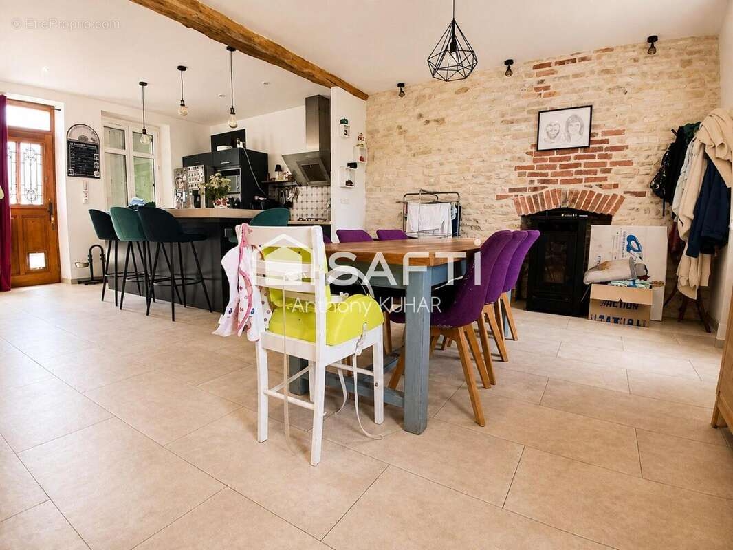 Maison 108 m² à Lignieres  - photo 2
