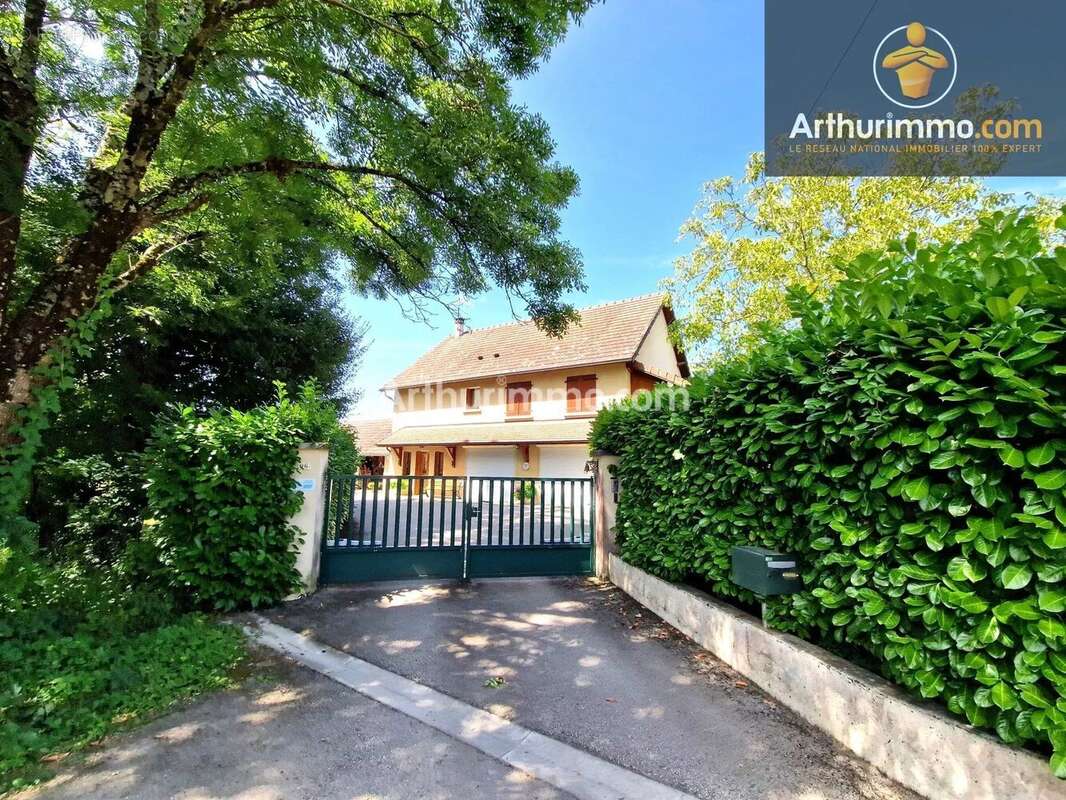 Maison à TOULOUSE-LE-CHATEAU