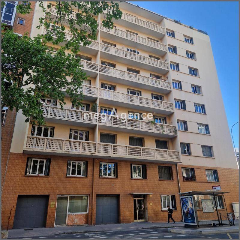 Appartement à LYON-7E