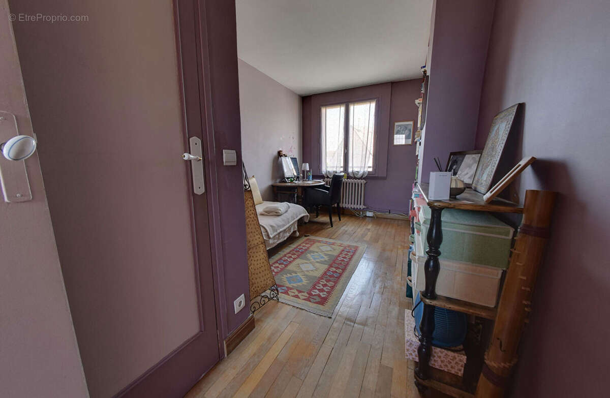 Maison à ROISSY-EN-BRIE