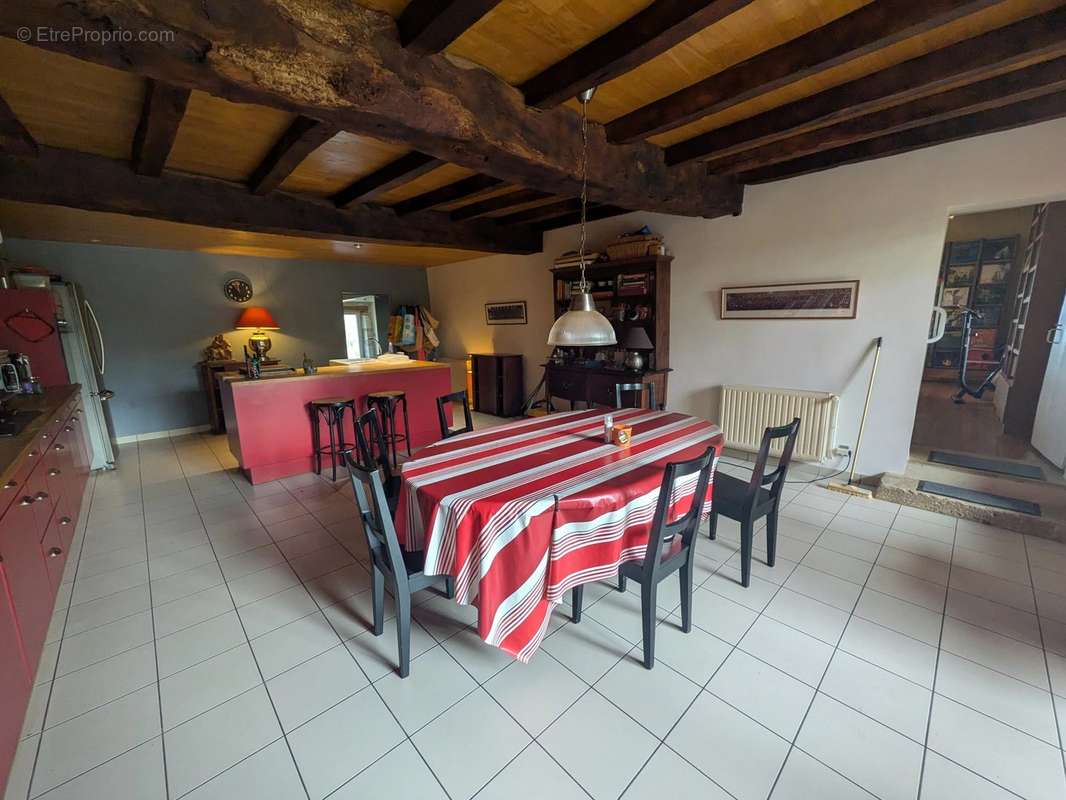 Maison à LOUBES-BERNAC