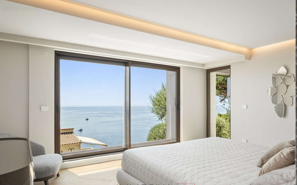 Maison à ROQUEBRUNE-CAP-MARTIN