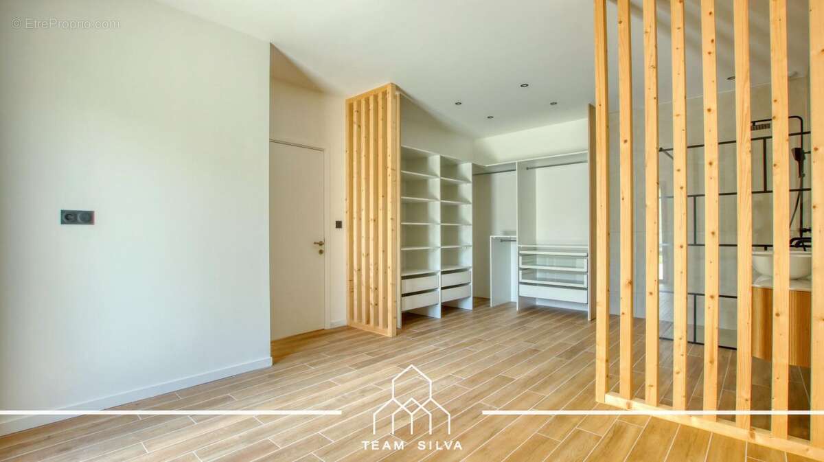 Maison à SAINT-SORLIN-EN-VALLOIRE