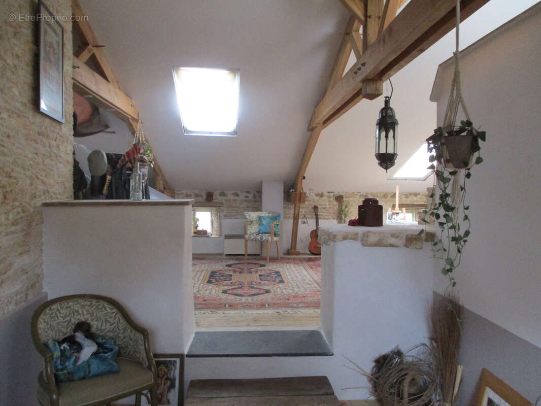 Maison à ROM