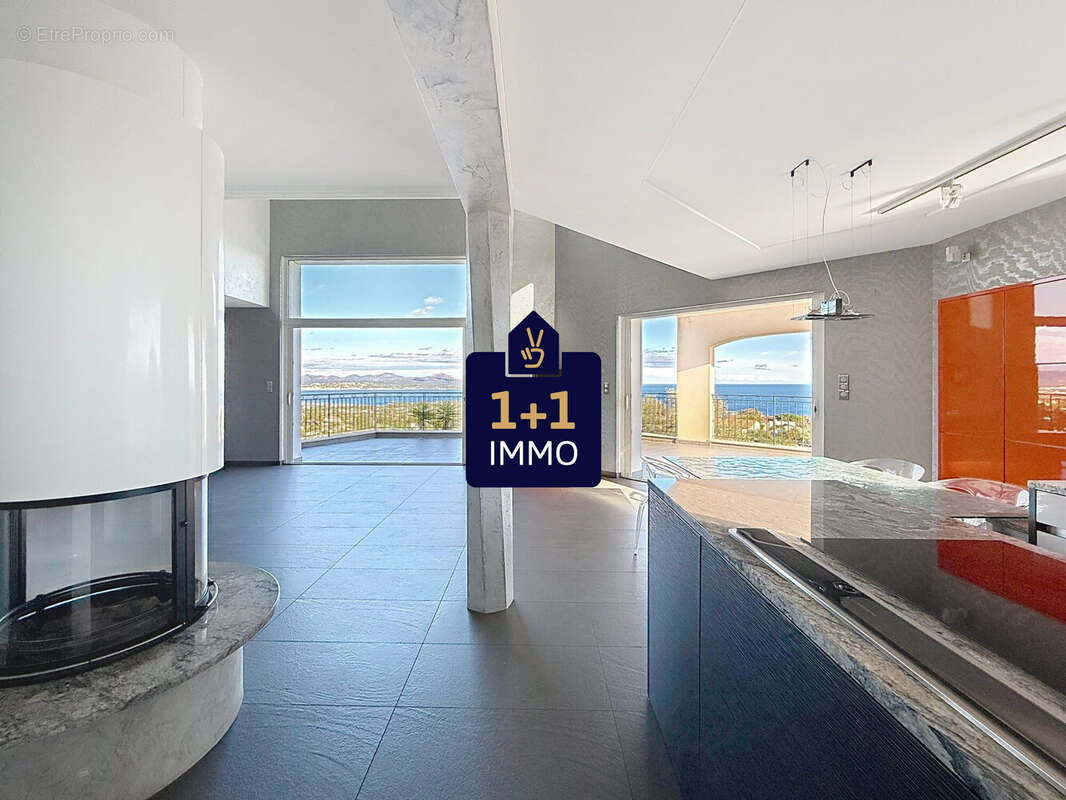 Maison 197 m² à Frejus  - photo 4