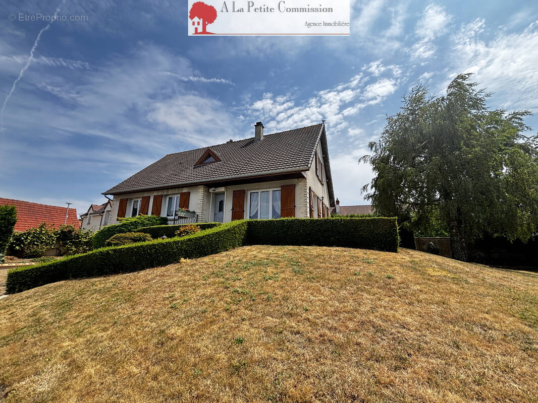 Maison à GELLAINVILLE