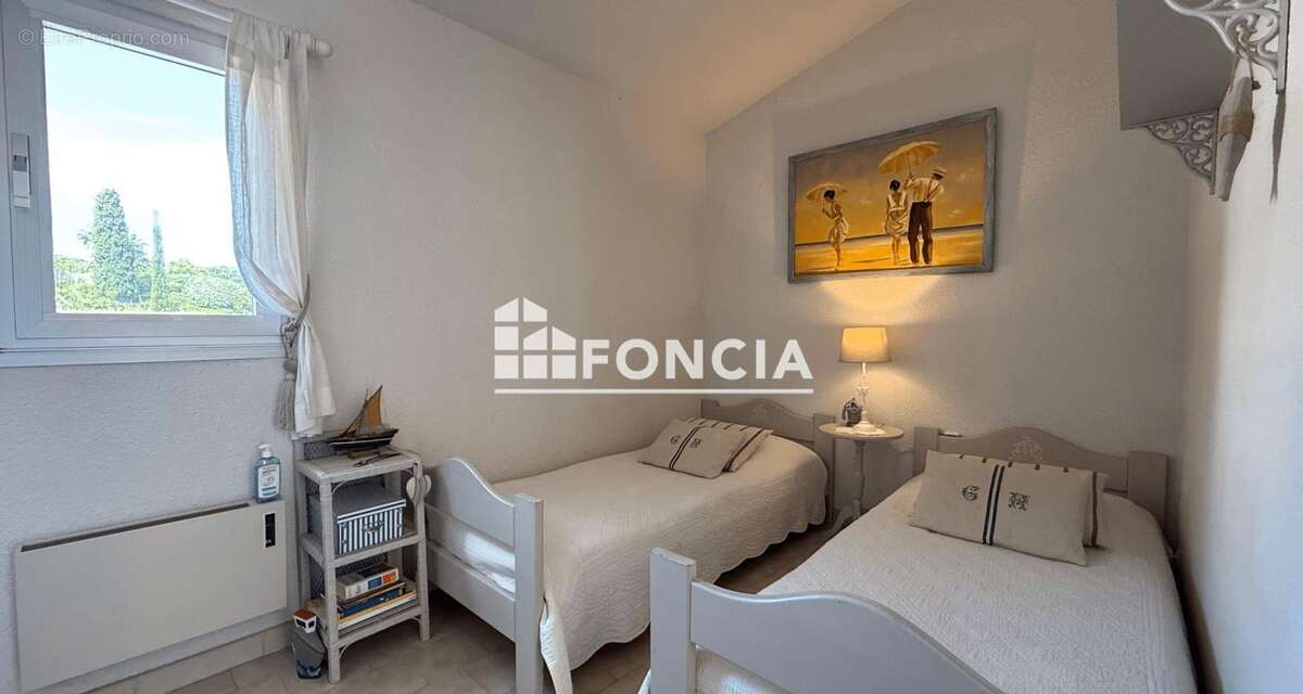 Appartement à COGOLIN