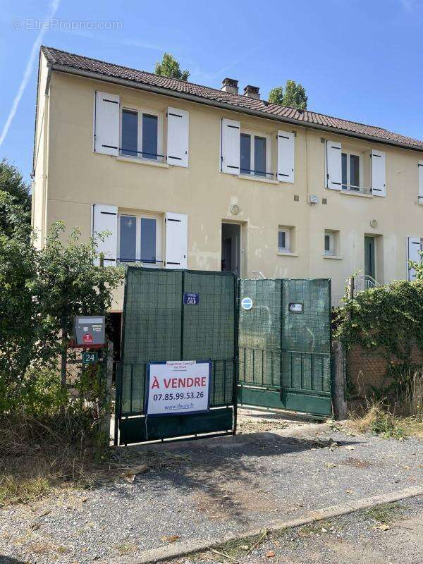 AMBENAY - T5 de 132 m² - photo 2