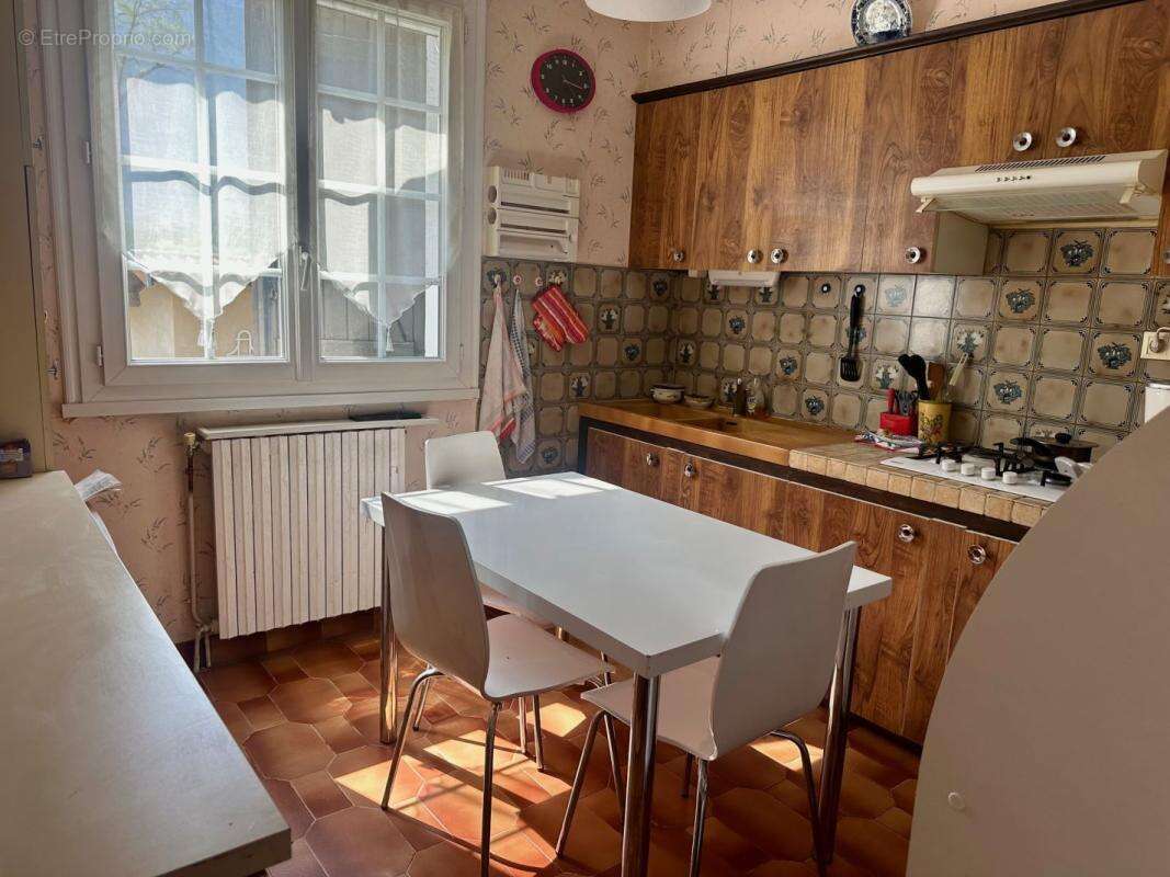 Maison 115 m² à Tarascon-Sur-Ariege  - photo 4