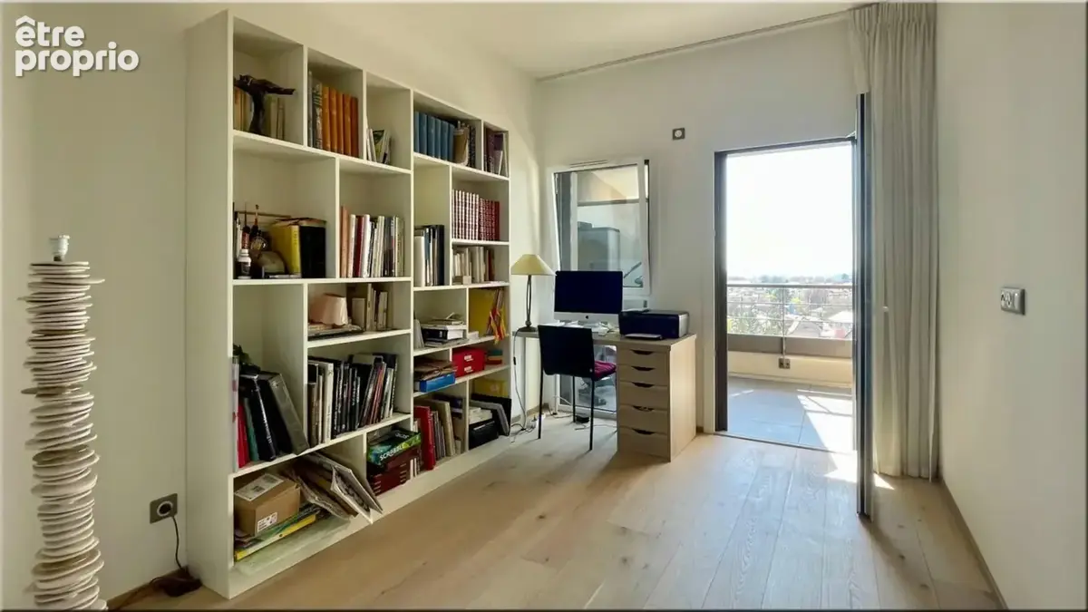 Appartement à vendre 4 pièces DIVONNE LES BAINS (01) – Résidence Le Stallion Élégance, terrasse panoramique et vue Mont Blanc - photo 11