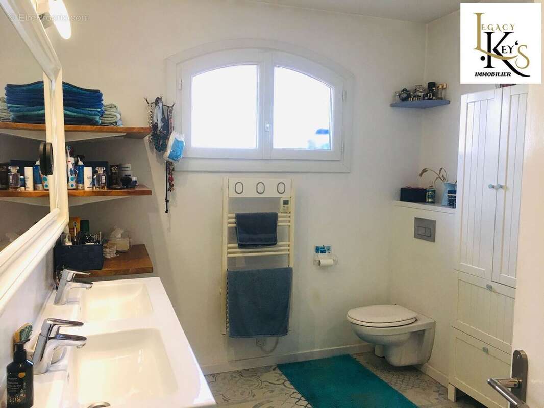 Maison à VILLENAVE-D&#039;ORNON