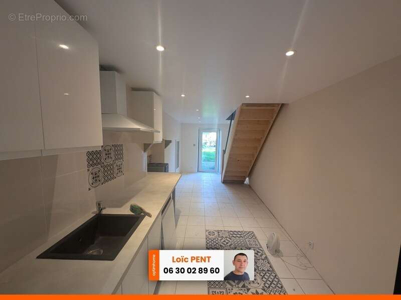 Maison à CHATEL-MONTAGNE