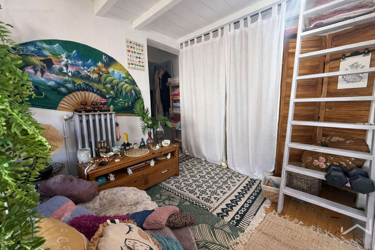 Appartement à CHATEAUNEUF-DU-RHONE