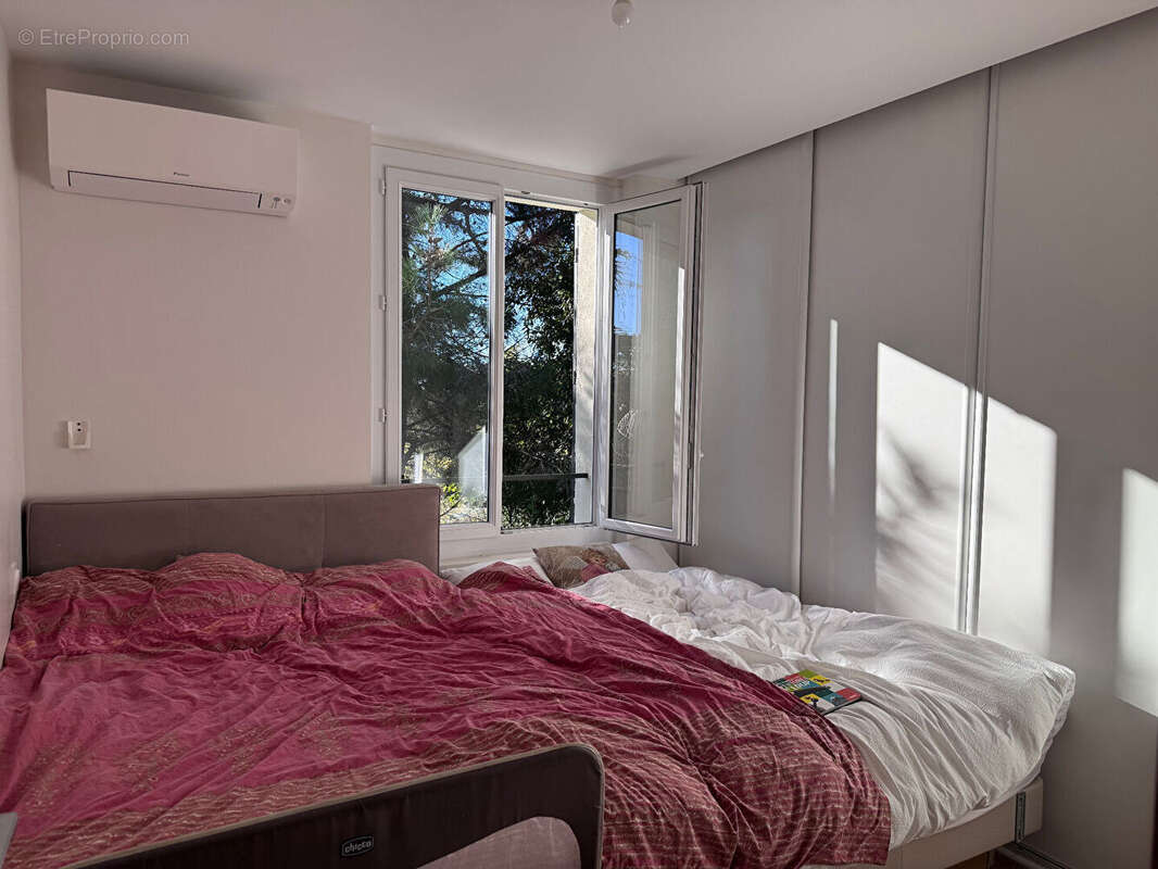 Appartement à VILLENEUVE-LES-AVIGNON