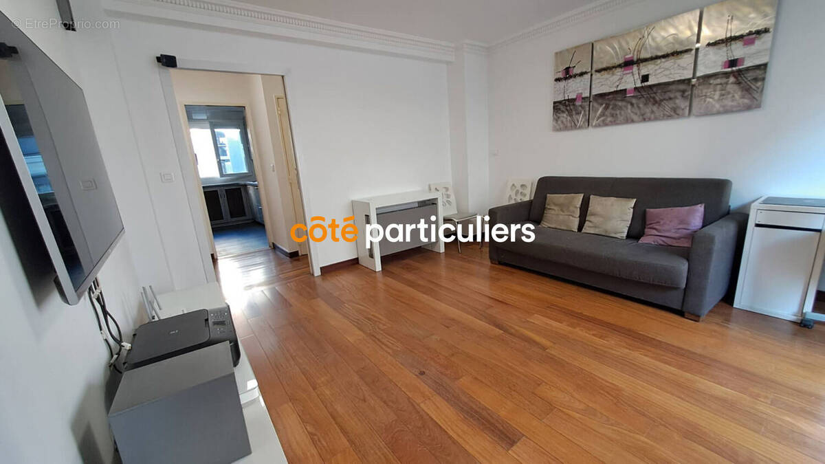 Appartement à PARIS-19E