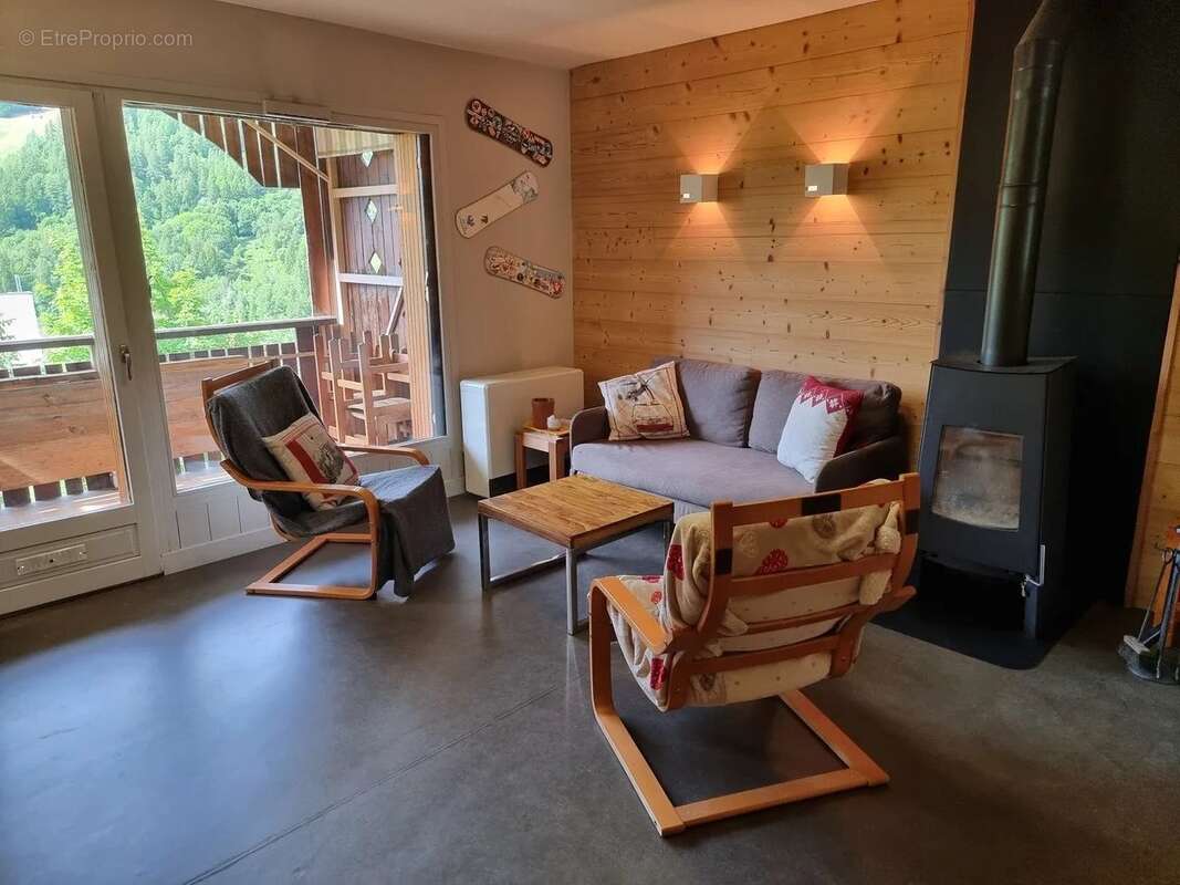 Appartement à SAINT-CHAFFREY