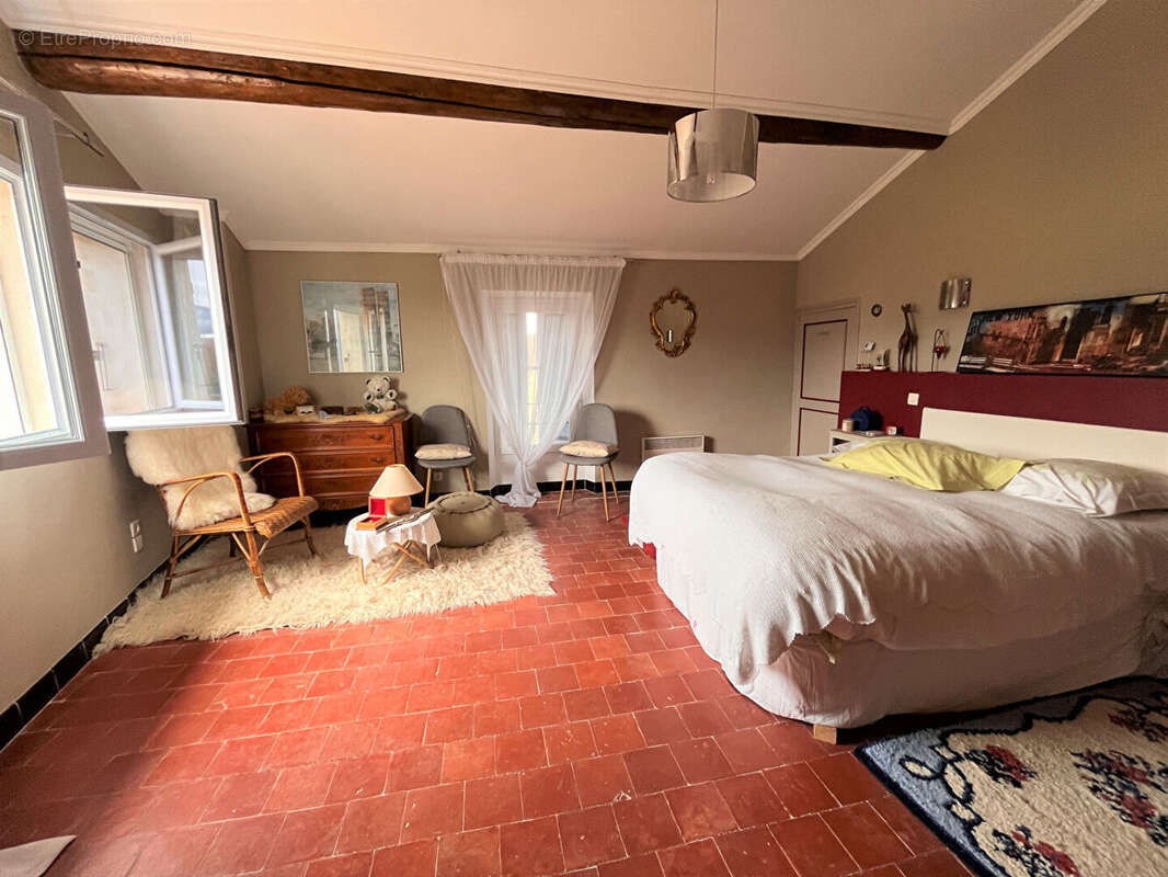 Maison à SAINT-MARTIN-DE-CASTILLON