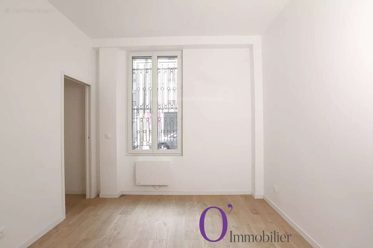 Appartement à PARIS-19E