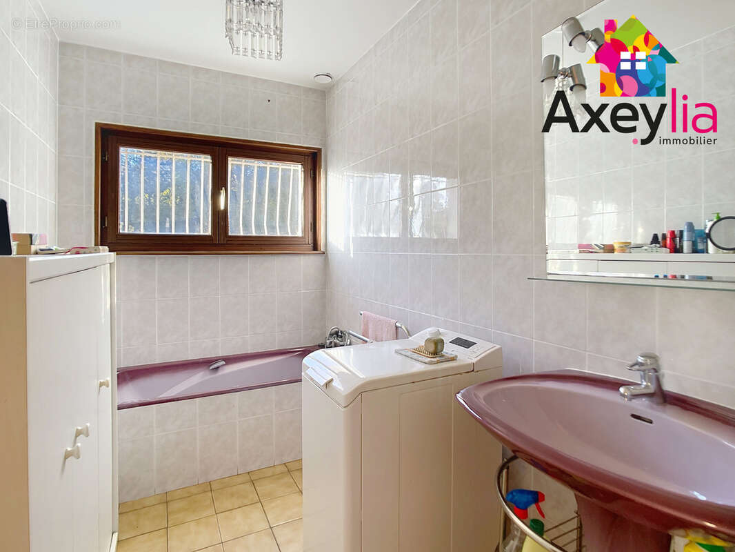 Maison à SEVELINGES